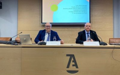 El Consejo General de la Abogacía acoge una conferencia del fiscal Luis Lafont sobre los delitos contra los derechos de los ciudadanos extranjeros